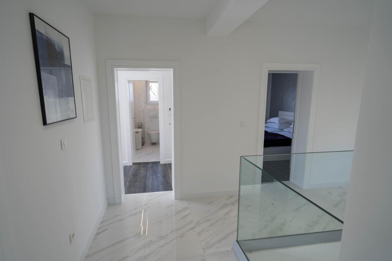 Villa Lukrecia, Luxury Villa In Imotski-Makarska Donji Prolozac ภายนอก รูปภาพ